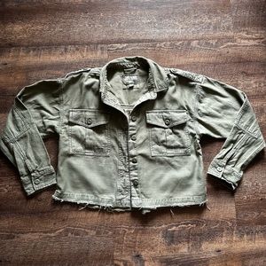 American Eagle Sz XS Women's Oversized Green Long Sleeve Buttoned Cropped Jacket